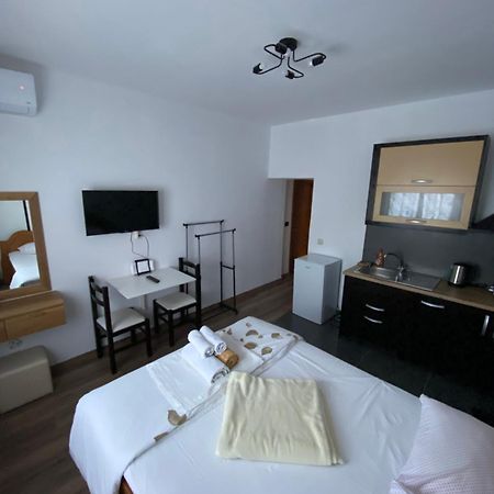 Elti Apartment Σαράντα Εξωτερικό φωτογραφία